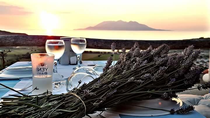 Dimitri Ada Evi & Restaurant Hotel Gokceada ภายนอก รูปภาพ